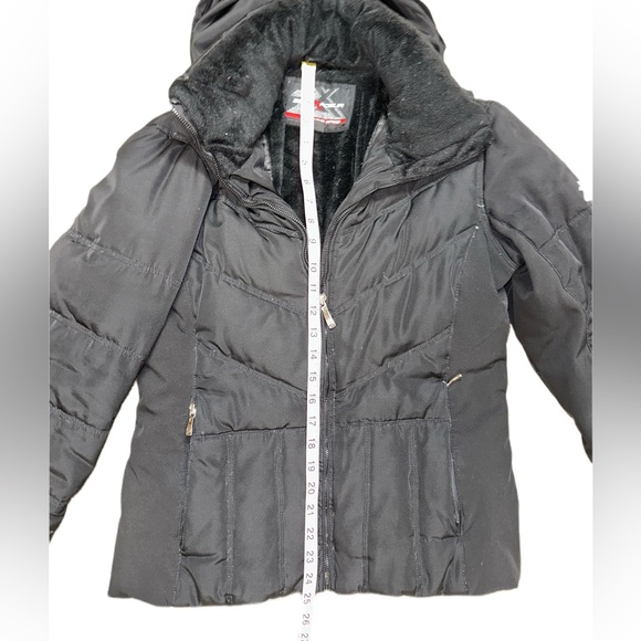 Women’s Winter Coat - Picture 8 of 9